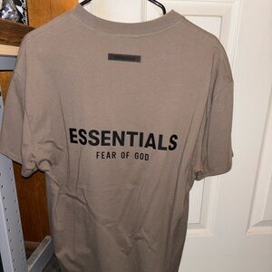Fear of God Essentials T shirt